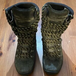 listing-status-banner